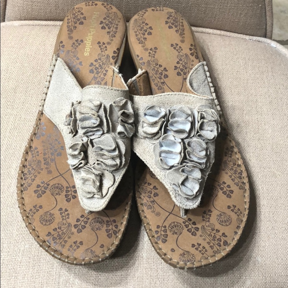 Sandals with wedge flip flop